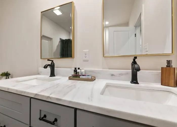 Lagniappe House Cajun Country Gem King Bed Villa
